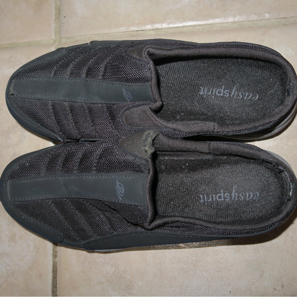 Easy Spirit Black Moccasins